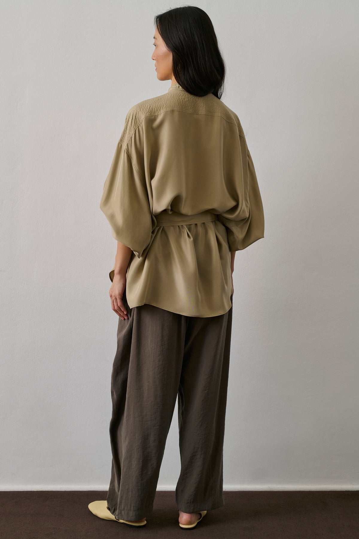 Glasgow shirt - Beige - Silk - Women vue 3