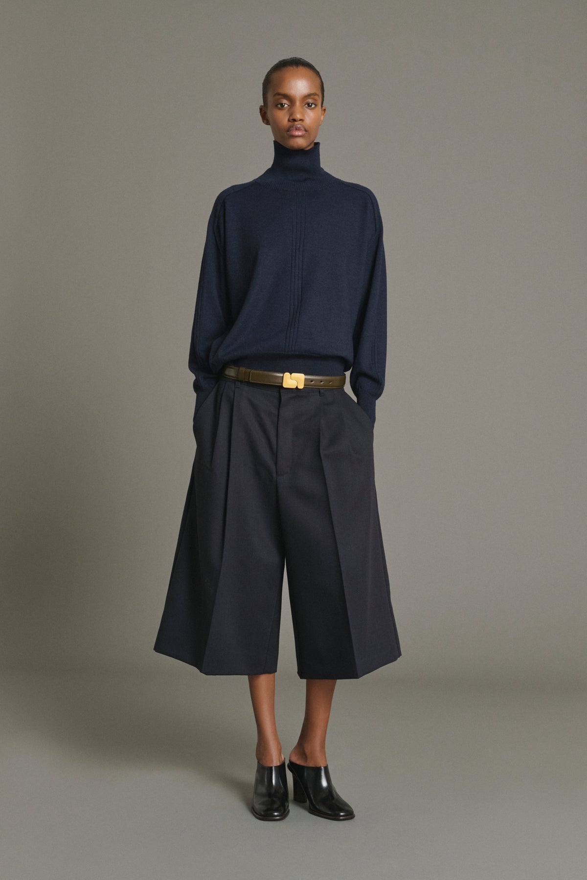 Pull Nord - Navy Laine Mérinos Col Roulé Oversize - Soeur vue 4
