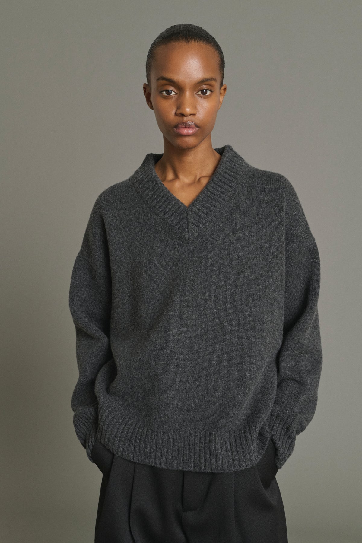 Pull Julie - Gris Anthracite - Laine Mérinos - Femme vue 3