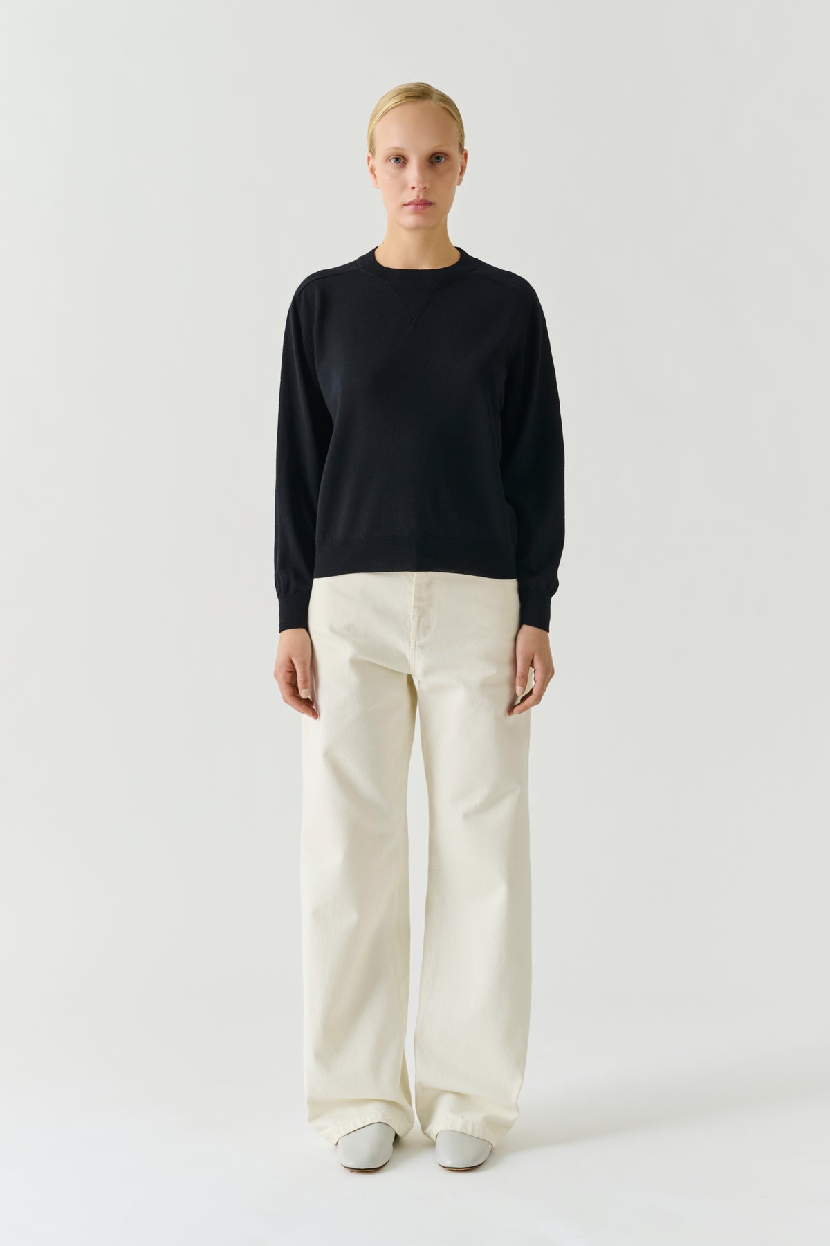 Pull Pio - Noir - Laine Mérinos - Femme vue 1
