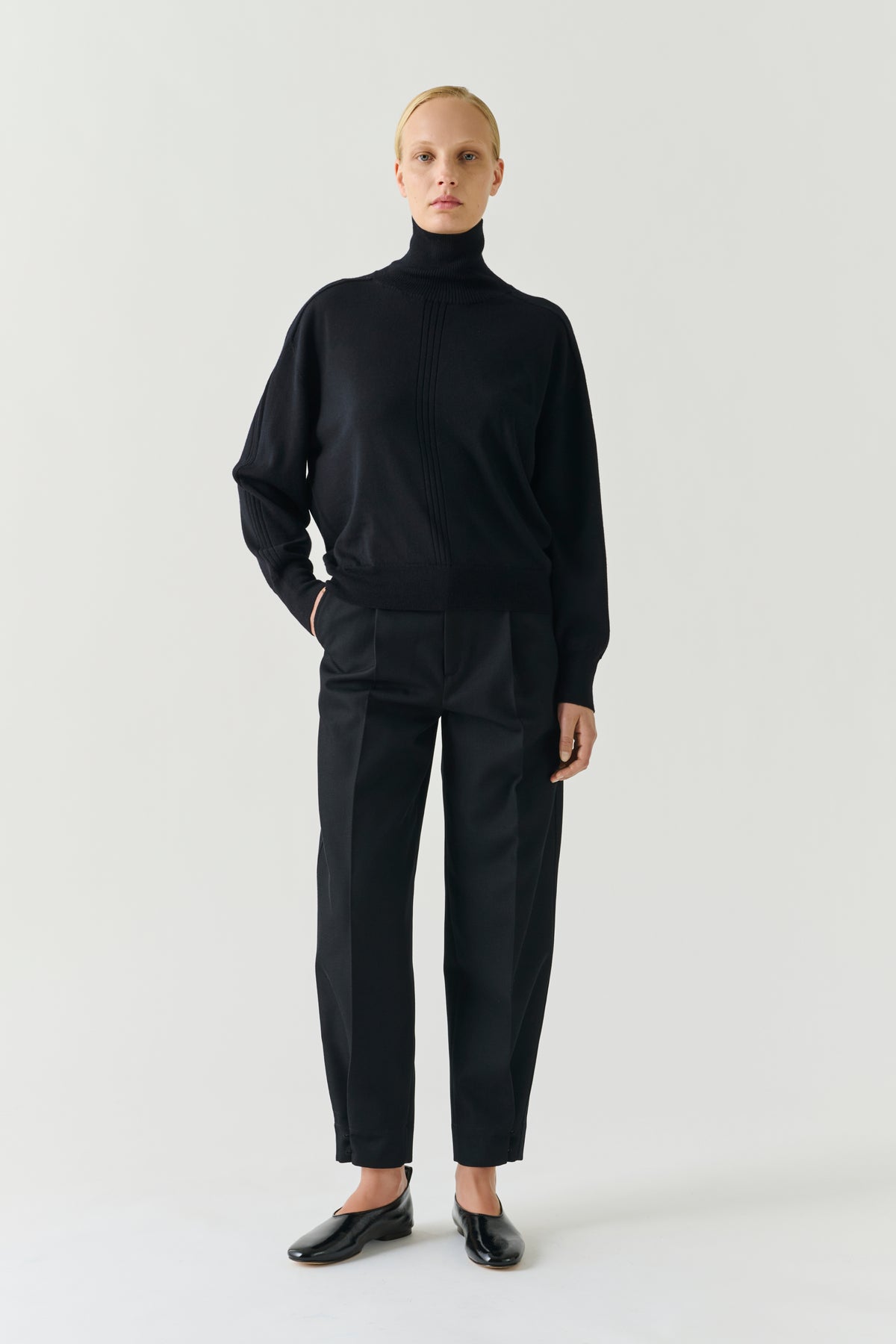 Pull Nord - Noir Laine Mérinos Col Roulé Oversize - Soeur vue 2
