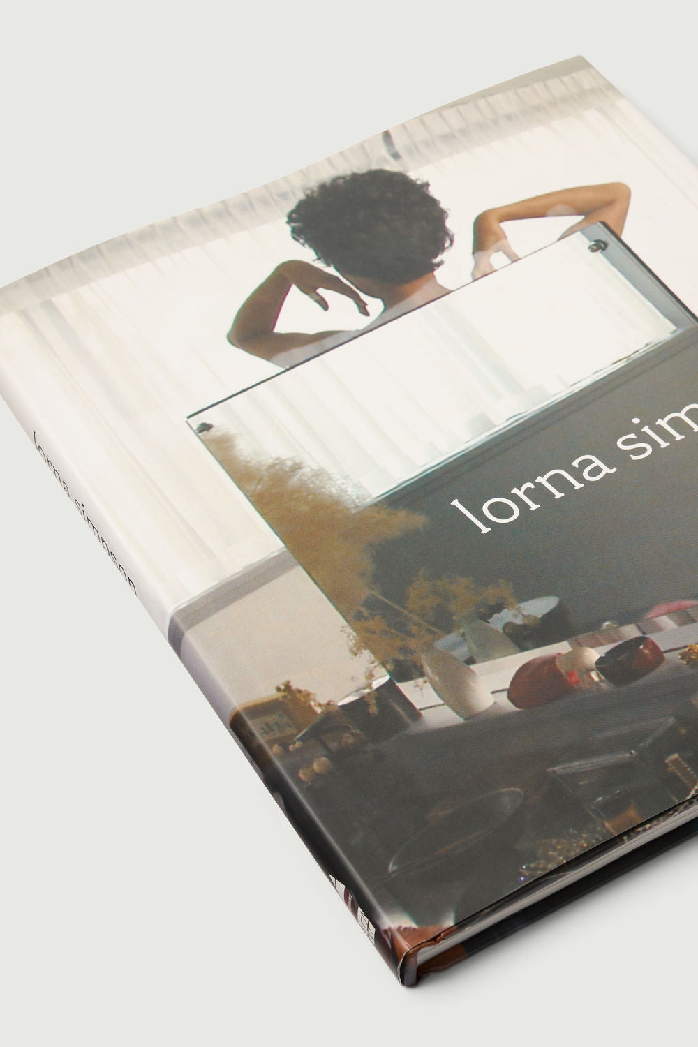 Libro 'Lorna Simpson' (2006) vue 2